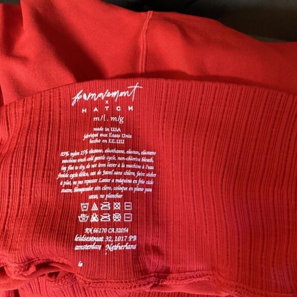 Free People Good Karma Red High Waisted Flare Leggings Women’s Size M/L - Picture 9 of 9